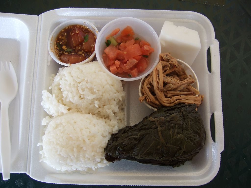 A Hawaiian plate lunch with ahi poke. Da Hawaiian Kitchen specializes in Hawaiian-style food and local plate lunches.