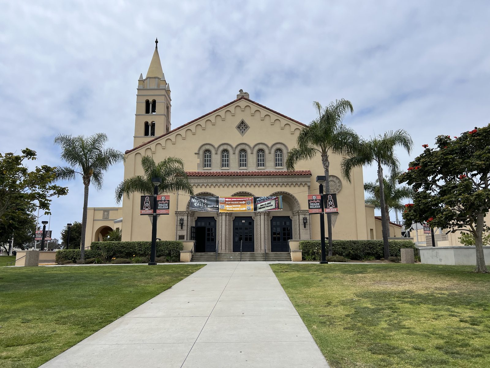 The historic Huntington Beach High School building. The Oilers girls flag football team held at No. 5 in the USA Today Super 25 for Week 7.